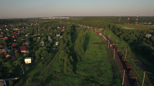 俄罗斯农村货运列车视频