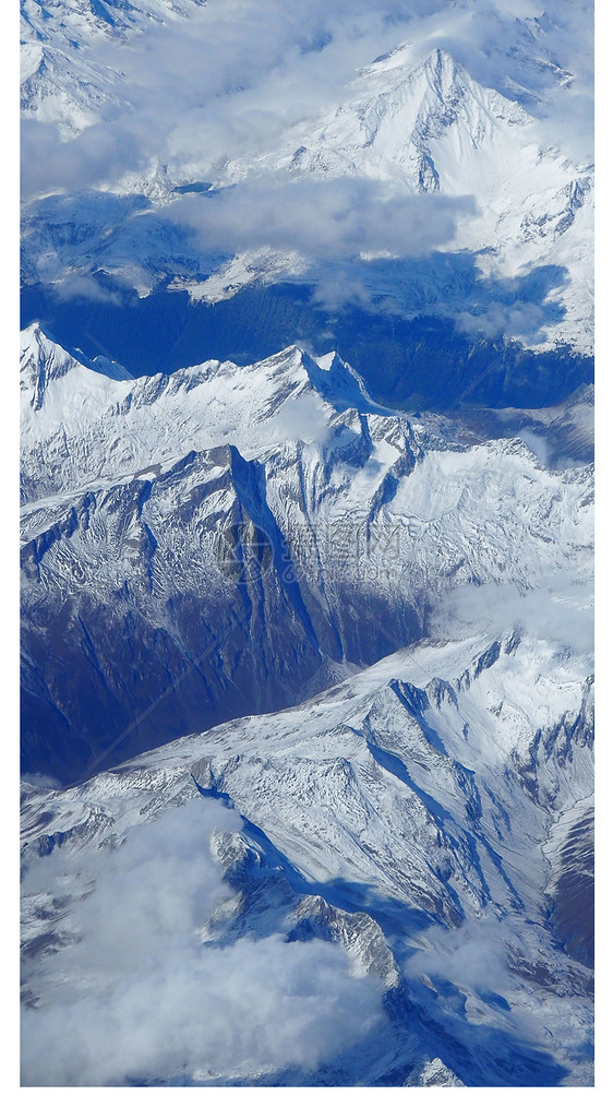 高山雪景手机壁纸图片