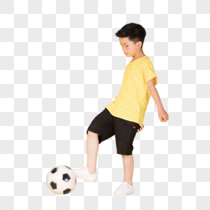 踢足球玩球的儿童男生男孩图片