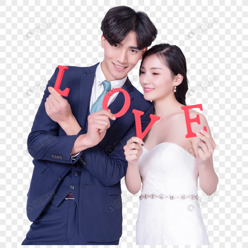 情侣婚纱手持love字母图片