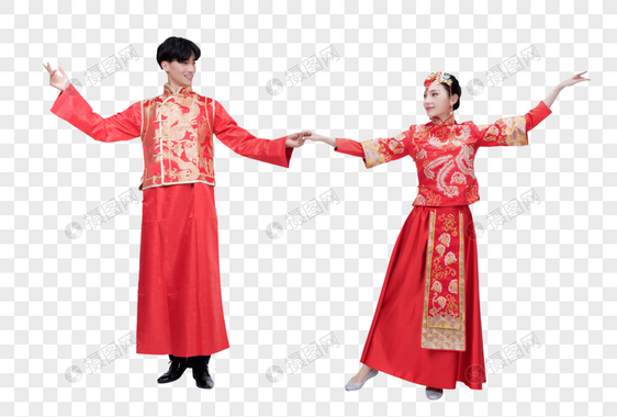 穿红装的情侣在跳舞图片
