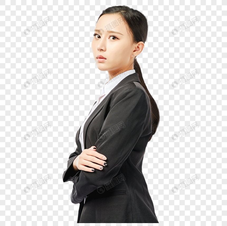 青年女性抱胸姿势