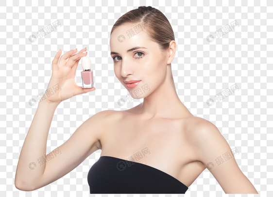 化妆中涂指甲油的外国美女图片