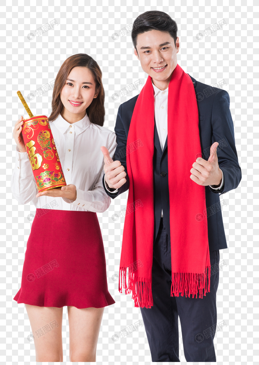 年轻夫妇过新年图片