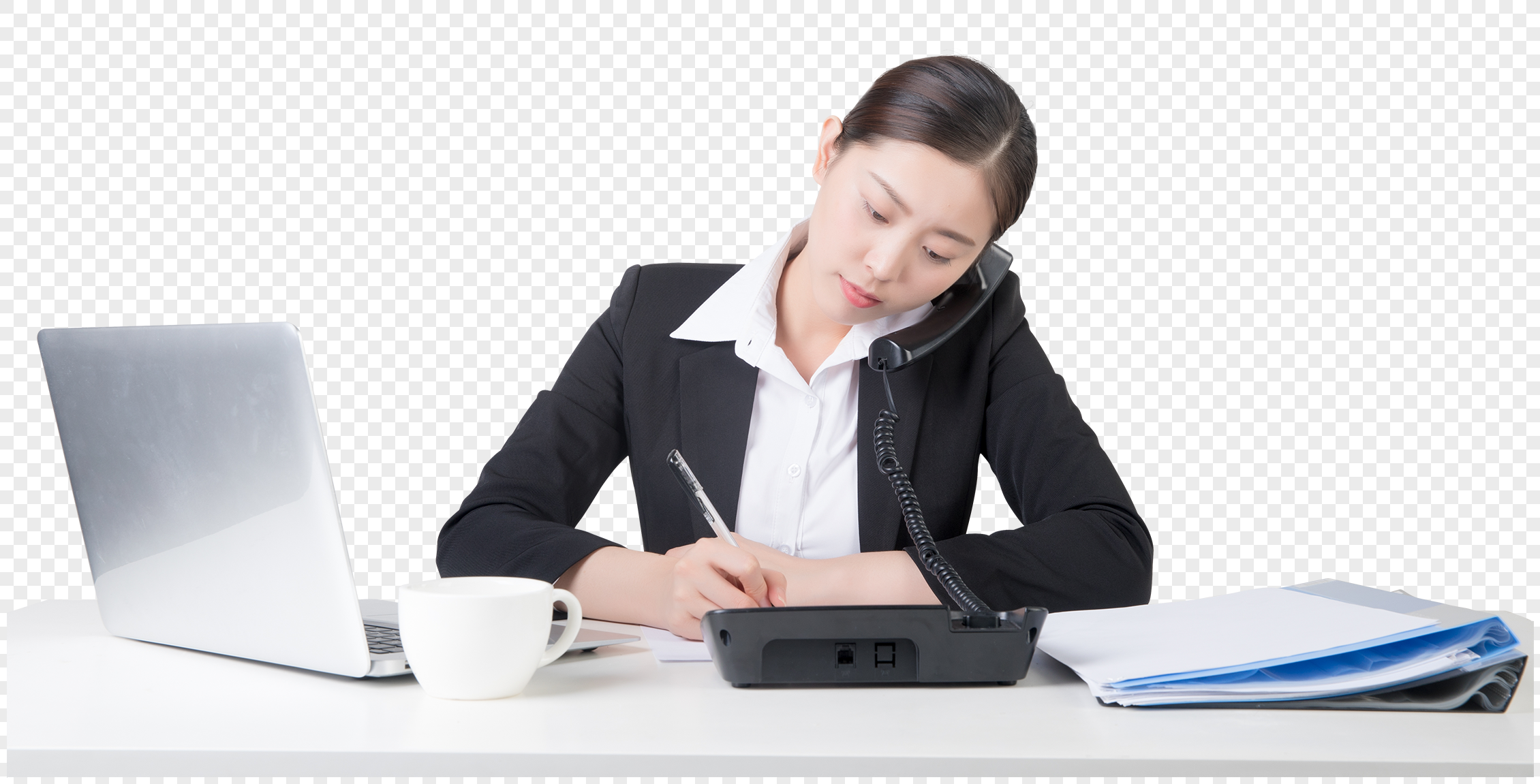 接电话的商务女性客服