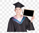 手持黑板展示的毕业大学生图片