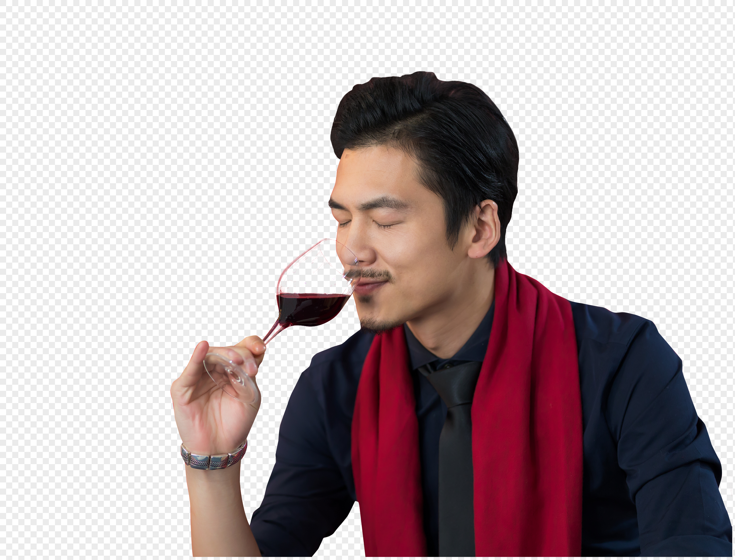 男性手拿红酒杯