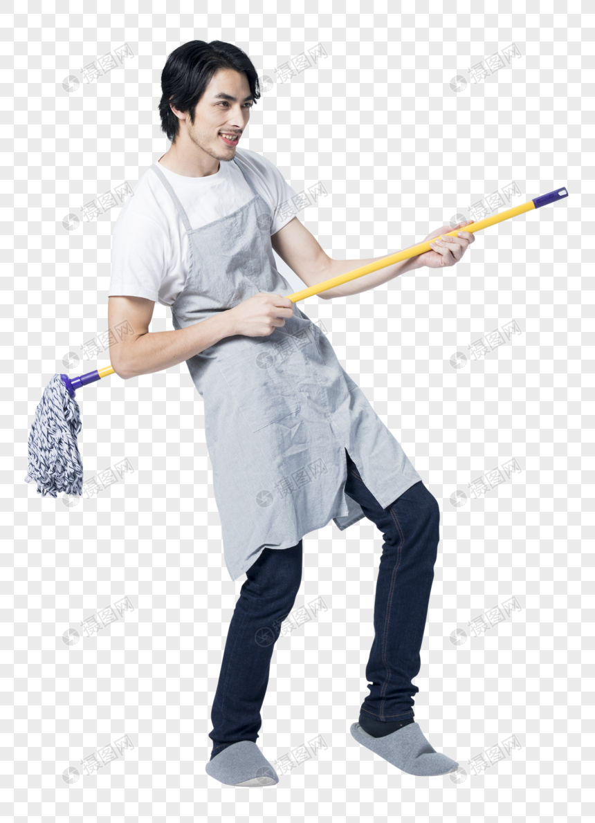 居家男性拖地