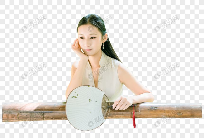 拿扇子的美女