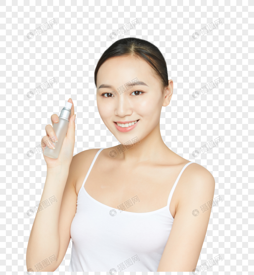 女性使用爽肤水图片