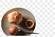 百香果石榴水果盘子餐叉美味图片
