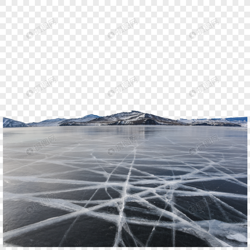 冬季贝加尔湖上壮观的冰裂图片