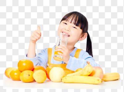小女孩喝橙汁图片
