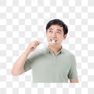 中年男性刷牙图片