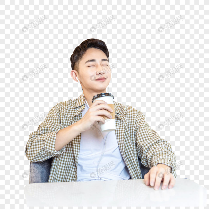 青年男性喝咖啡图片