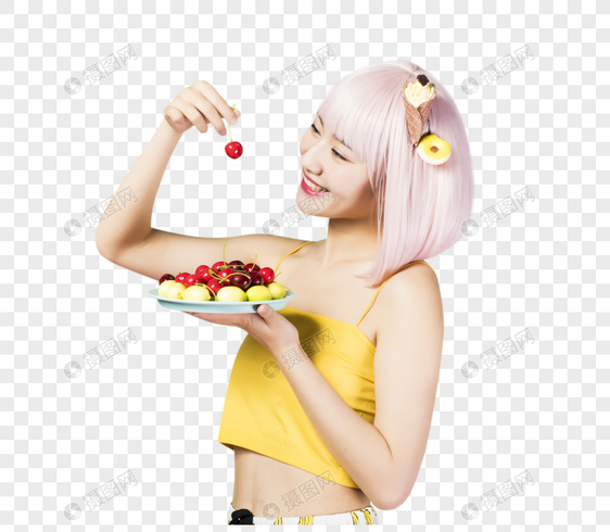 可爱女性在吃樱桃图片