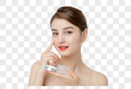 女性皮肤保湿图片