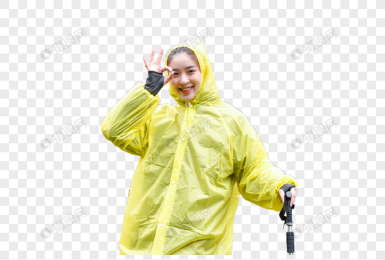 徒步穿雨衣的女生图片