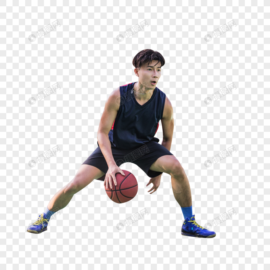 男青年篮球运球