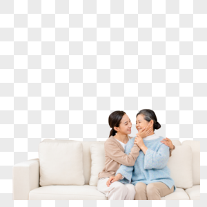 母亲和女儿坐在沙发上图片