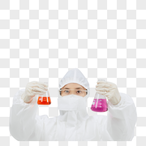 穿防护服查看试剂瓶的科研人员图片