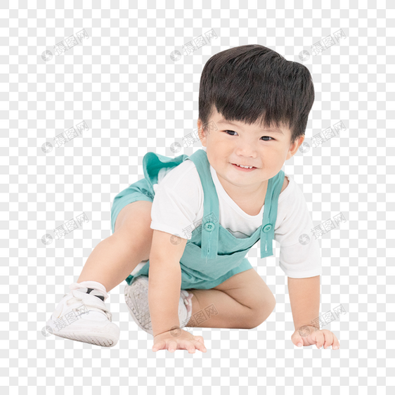 幼儿宝宝坐地上玩耍图片