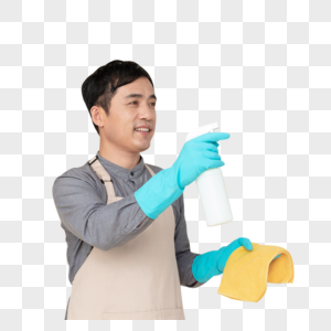 手持喷壶与抹布做清洁的家政服务男性图片