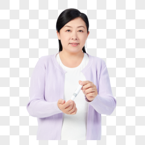 中年女性检测血糖高清图片