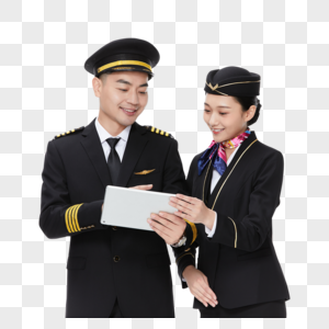 机长与空姐拿着平板电脑交流图片