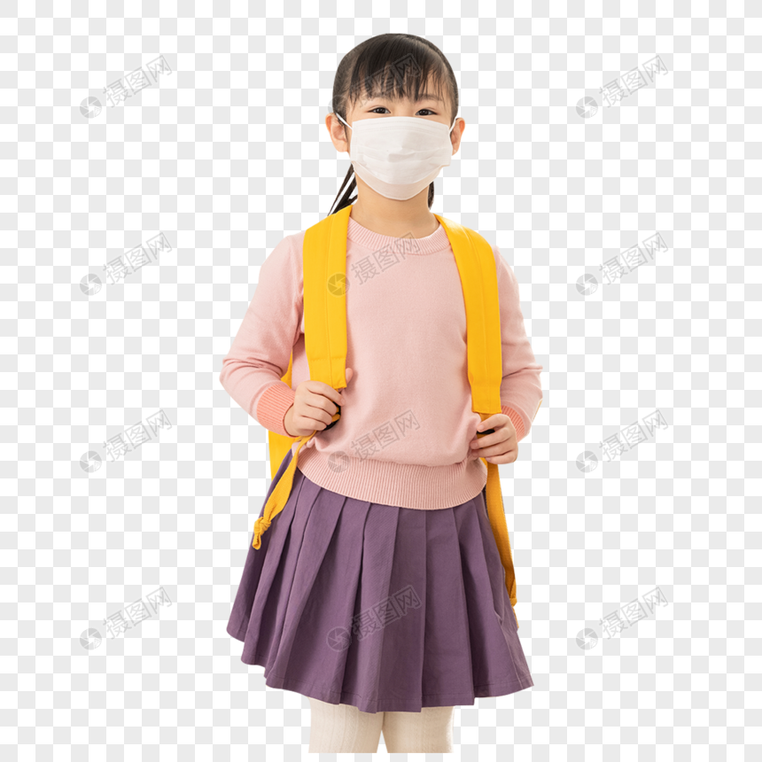 背书包戴口罩准备去上学的小女孩