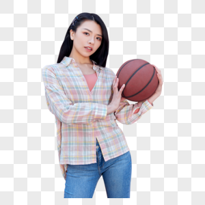 青年活力女性手拿篮球图片