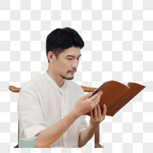 青年男性茶艺师看书图片