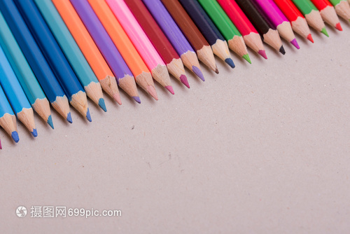 IM电竞平台官网入口疾船队症结球员合同及异日瞻望