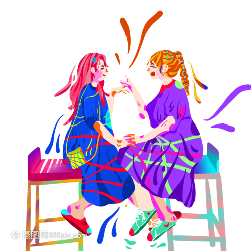 夏天两个小女孩坐在椅子上玩游戏