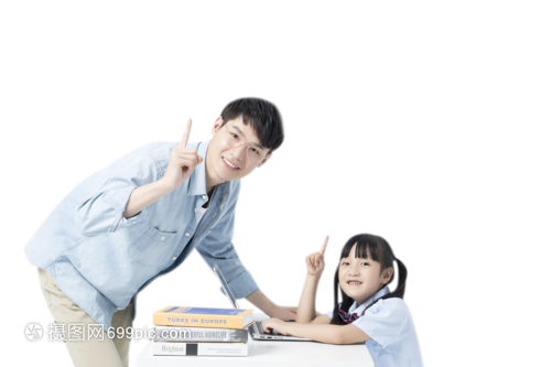 老师和学生一起学习