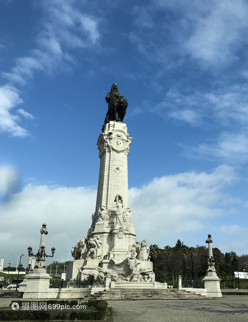 葡萄牙里斯本雕塑Marques Statue with Lion in 