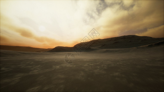 沙漠日落,色彩明亮图片
