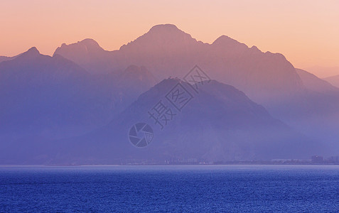 土耳其美丽的海岸线神奇的自然景观沿着荔枝徒步旅行的方式图片