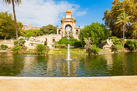西牙加泰罗尼亚地区巴塞罗那市中心的个公园图片
