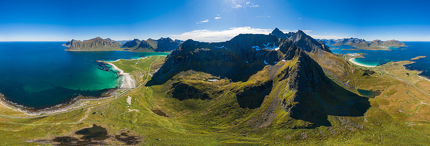 全景海滩掠夺岛挪威诺德兰县的个群岛以独特的风景而闻名,有戏剧的山脉山峰,开阔的大海庇护的海湾,海滩图片