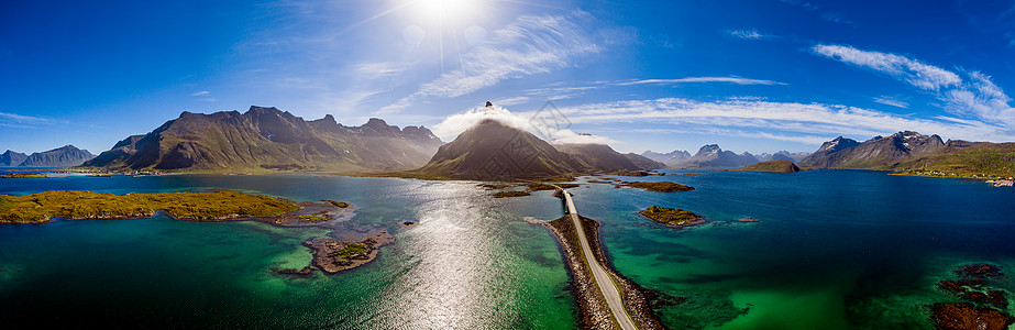 弗雷德旺桥全景洛芬岛挪威诺德兰县的个群岛以独特的风景而闻名,有戏剧的山脉山峰,开阔的大海遮蔽的海湾图片