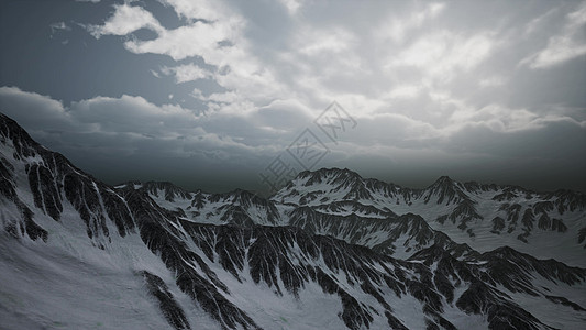 意大利白云岩山脉的高海拔山峰云高海拔山峰云图片