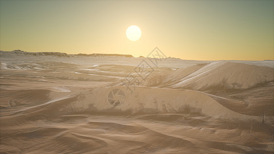 日落时红色沙丘的空中日落时的红色沙丘图片