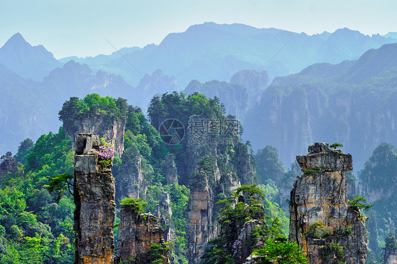 中国著名的旅游景点张家界石柱崖山日落湖南武陵源张家界山脉,中国图片