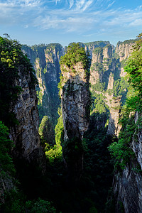 中国著名的旅游景点化身哈利路亚山张家界石柱悬崖山日落湖南武陵源,中国张家界山脉,中国图片