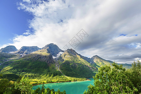 斯堪的纳维亚挪威北部风景如画的风景背景