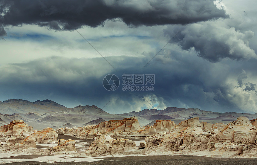 阿根廷北部的风景美丽鼓舞人心的自然景观图片