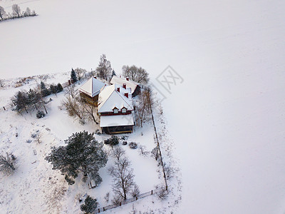 冬季真实乡村住宅的鸟瞰图白俄罗斯明斯克附近的杜杜基村图片