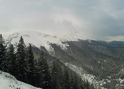 滑雪插画保加利亚的皮林山冬季景观,斯科滑雪胜地背景