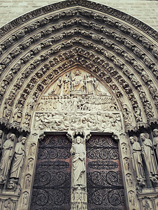 充气拱门法国巴黎母院门口雕刻了最后次判决的鼓背景